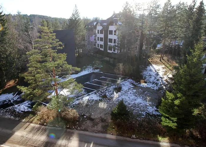 Vule Lux アパート